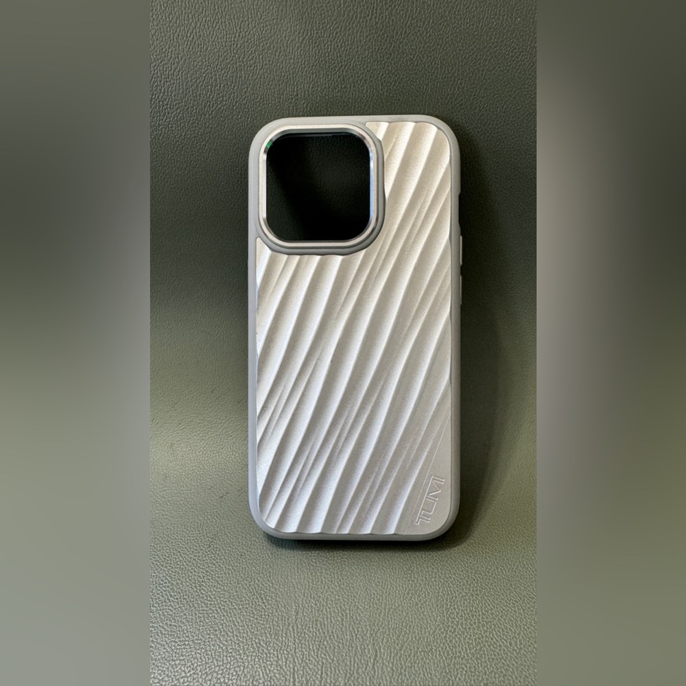 Tumi iPhone 15 Pro Case
